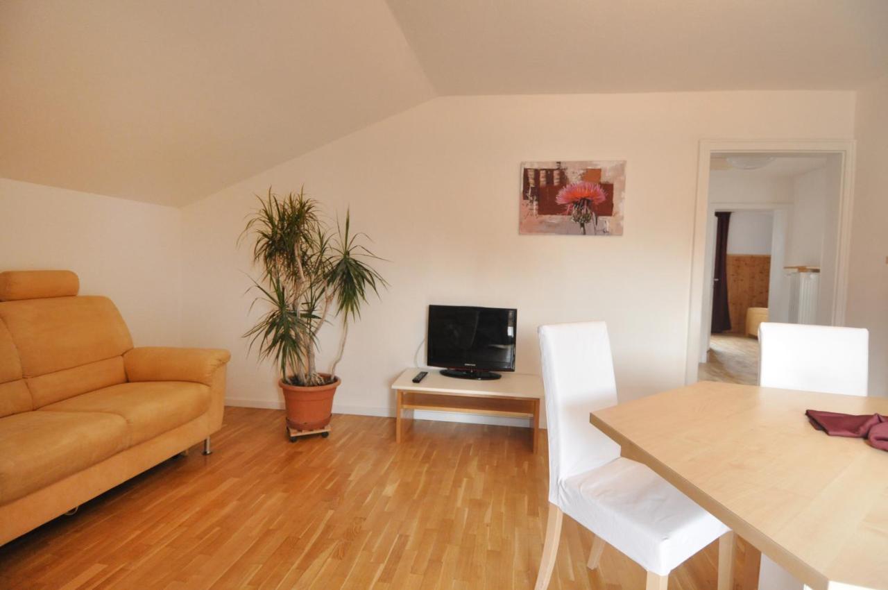 Melaniesguesthouse 4 Zimmerwohnung Caldaro Buitenkant foto