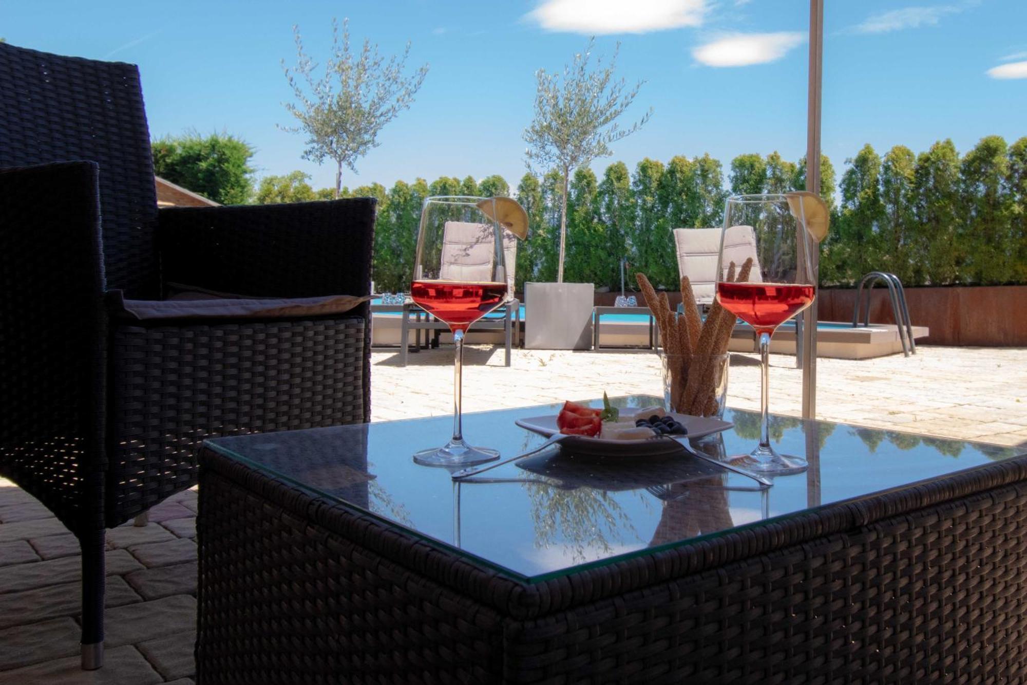 Melaniesguesthouse 4 Zimmerwohnung Caldaro Buitenkant foto